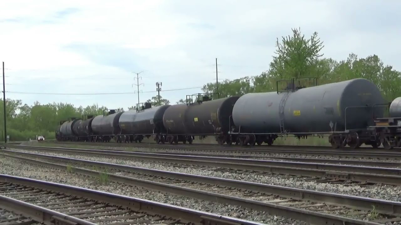 Incredible Railfanning & Sweet Catches At Dolton, IL & Pine Jct.