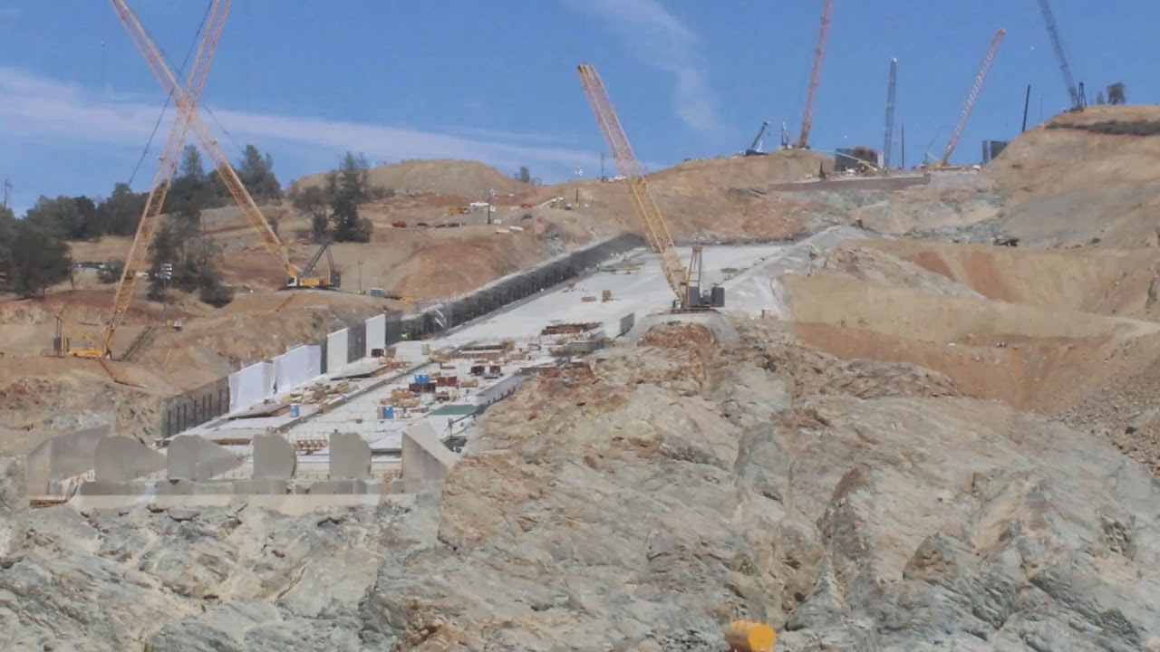 Oroville Spillway Time Lapse October 31, 2017