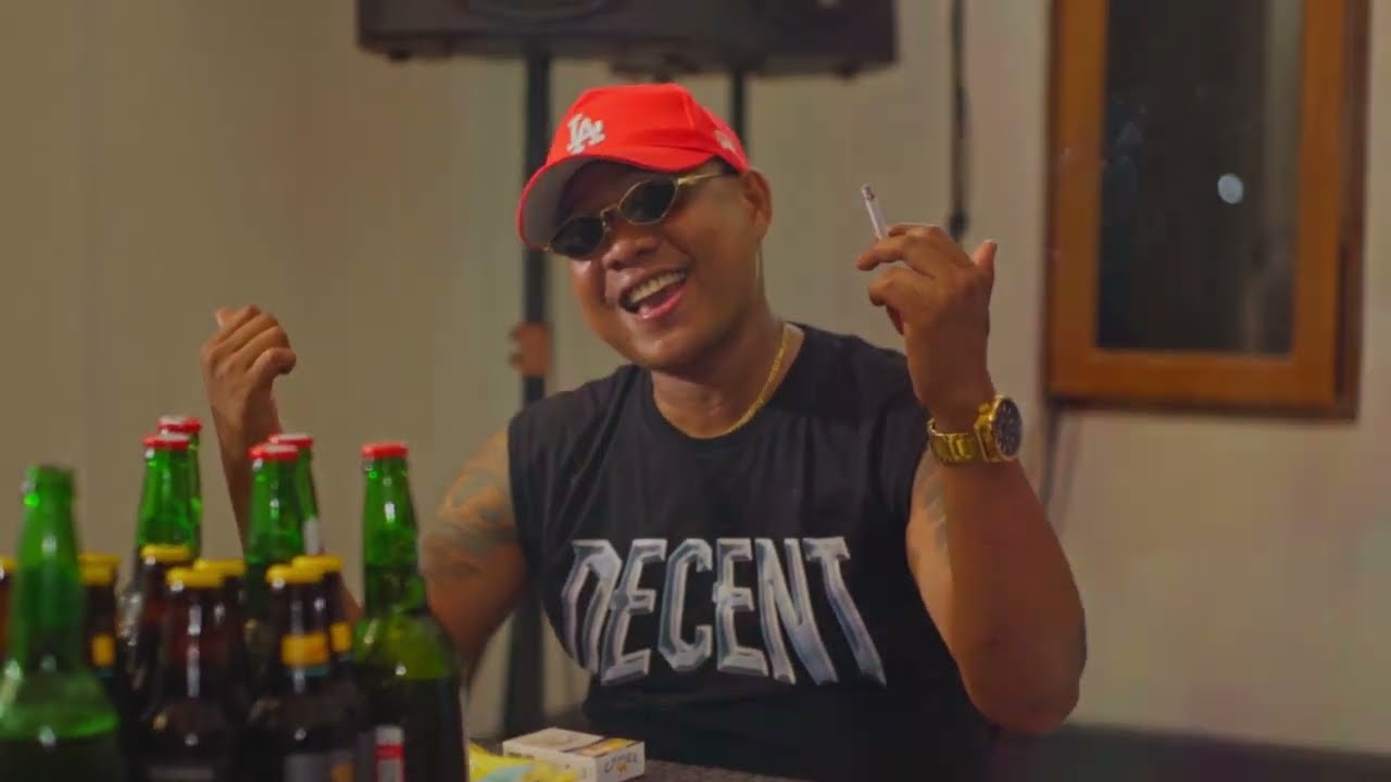 Decent - Carita Pesta Kampong (Official Music Video)