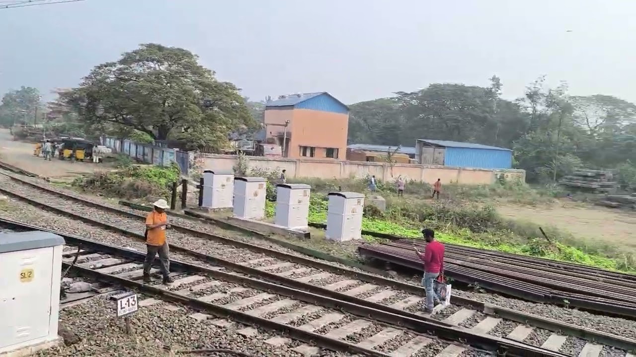 Accelerating Out! 🤯🔥 MEMU Departing Visakhapatnam Junction (VSKP) #train #memu.