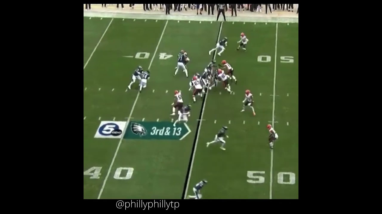 Kenneth Gainwell taking ankles 🔥🔥