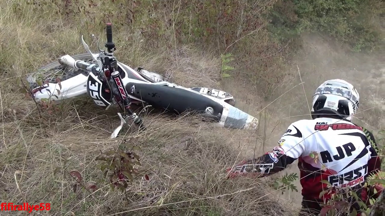 Rando Moto la charlaysienne samedi 31 Aout 2019.  Coeurs et Charlay.