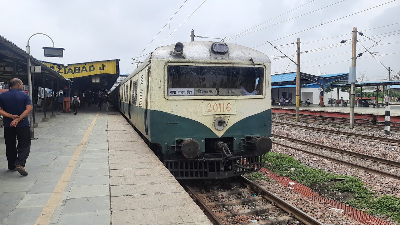 Full Journey from Ghaziabad Junction to New-Delhi in EMU Local Train | Amazing Track Sounds