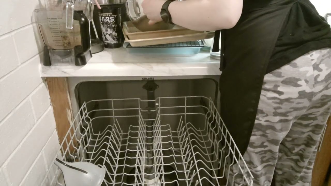End of the week kitchen cleanup|cleaning motivation 