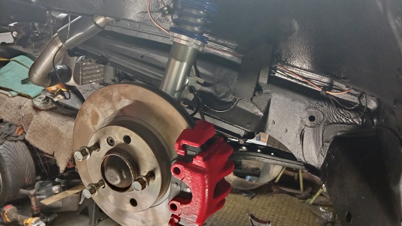 Проект BMW E36 — передние тормоза и стабилизатор поперечной устойчивости/втулки