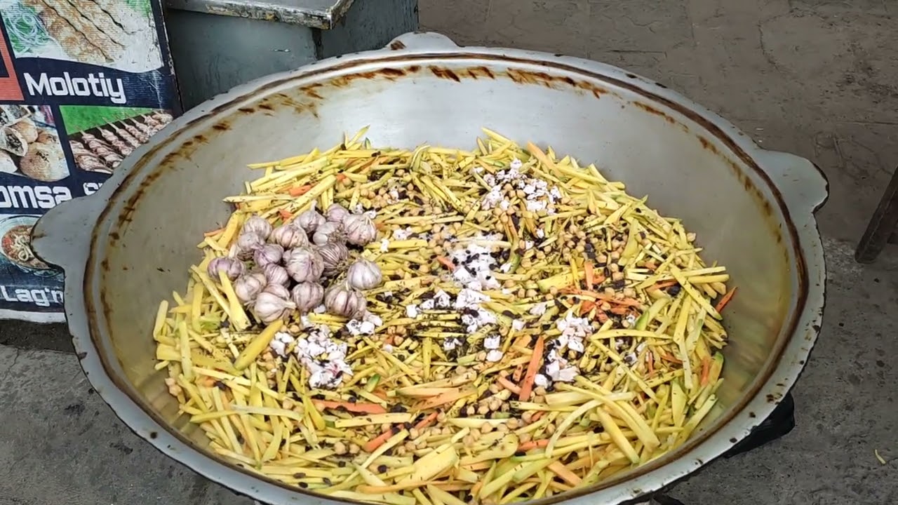 Приготовление плова на улице в Самарканде