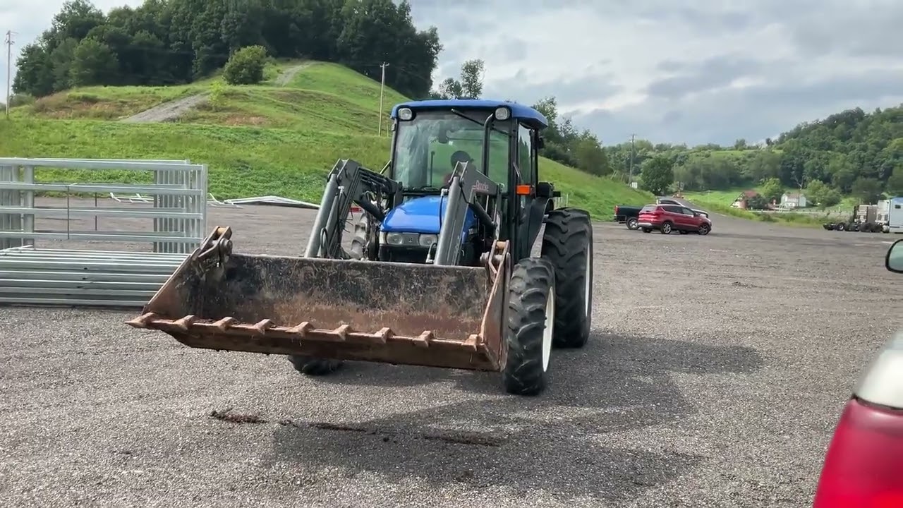 NEW HOLLAND TN75D TRACTOR . For Sale