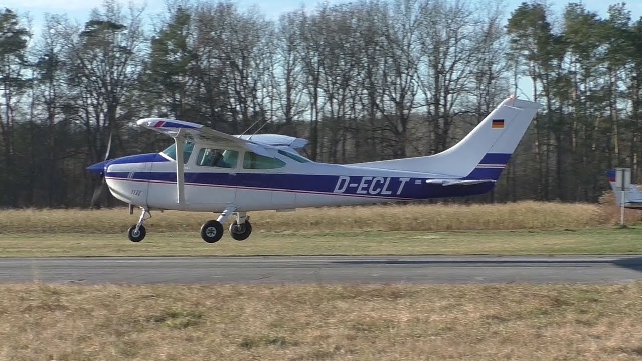 Cessna 182P Skylane landing at Airfield Punitz | D-ECLT