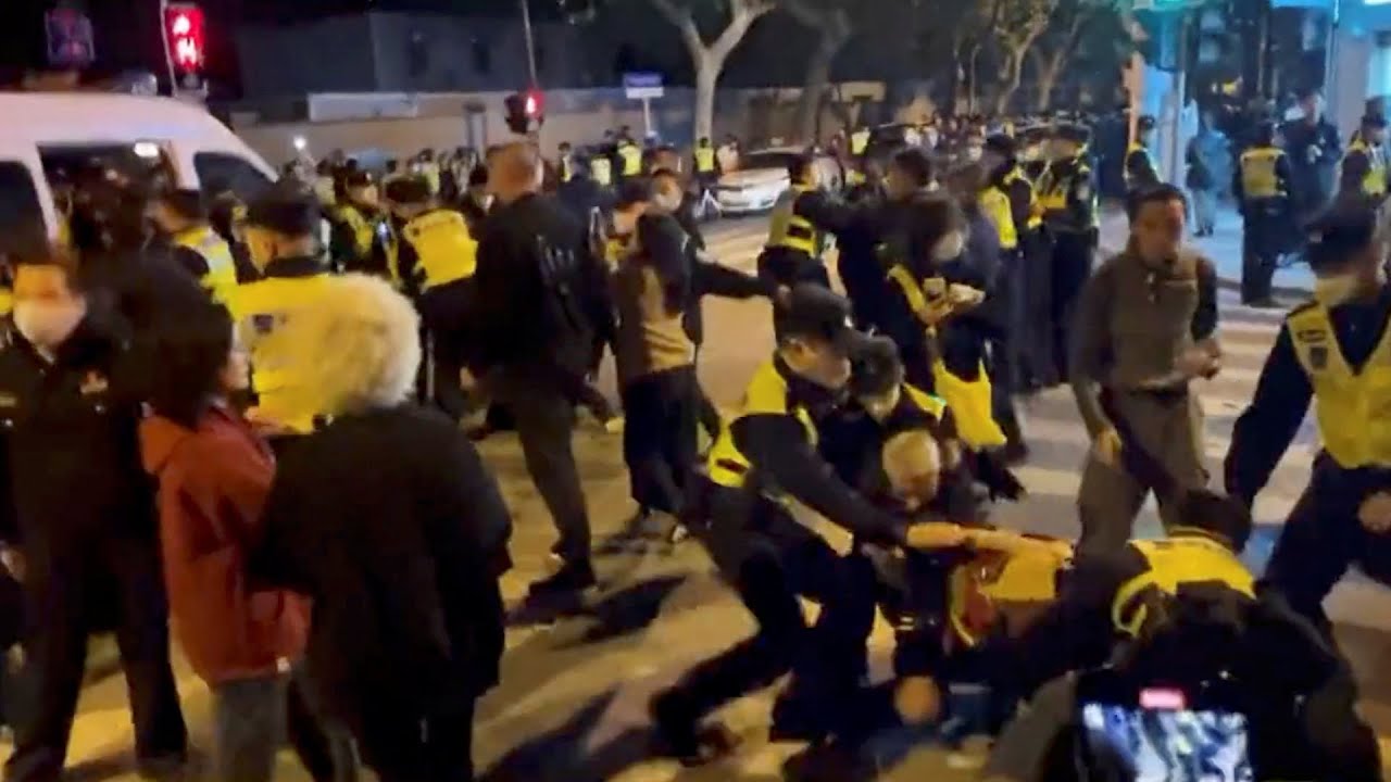 Shanghai hit by Covid-19 protests as anger spreads across China