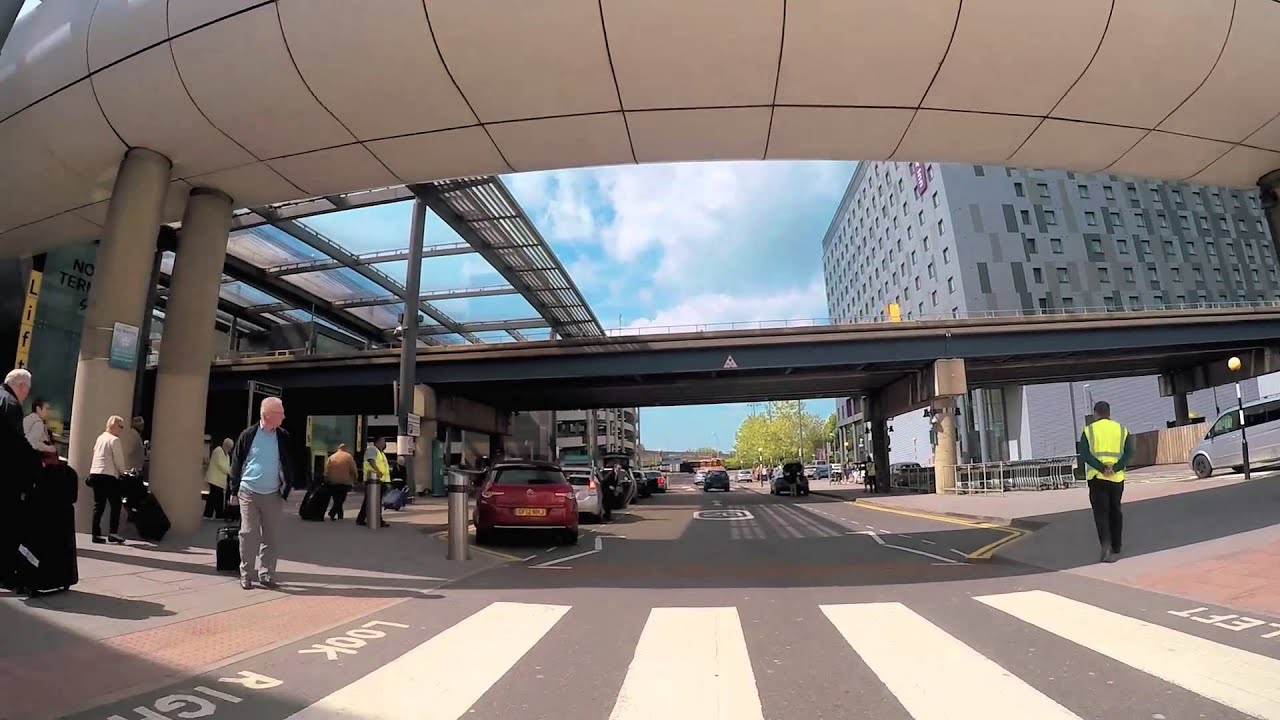 Gatwick Meet and Greet Parking Approved by Gatwick Airport - how it works with Help Me Park