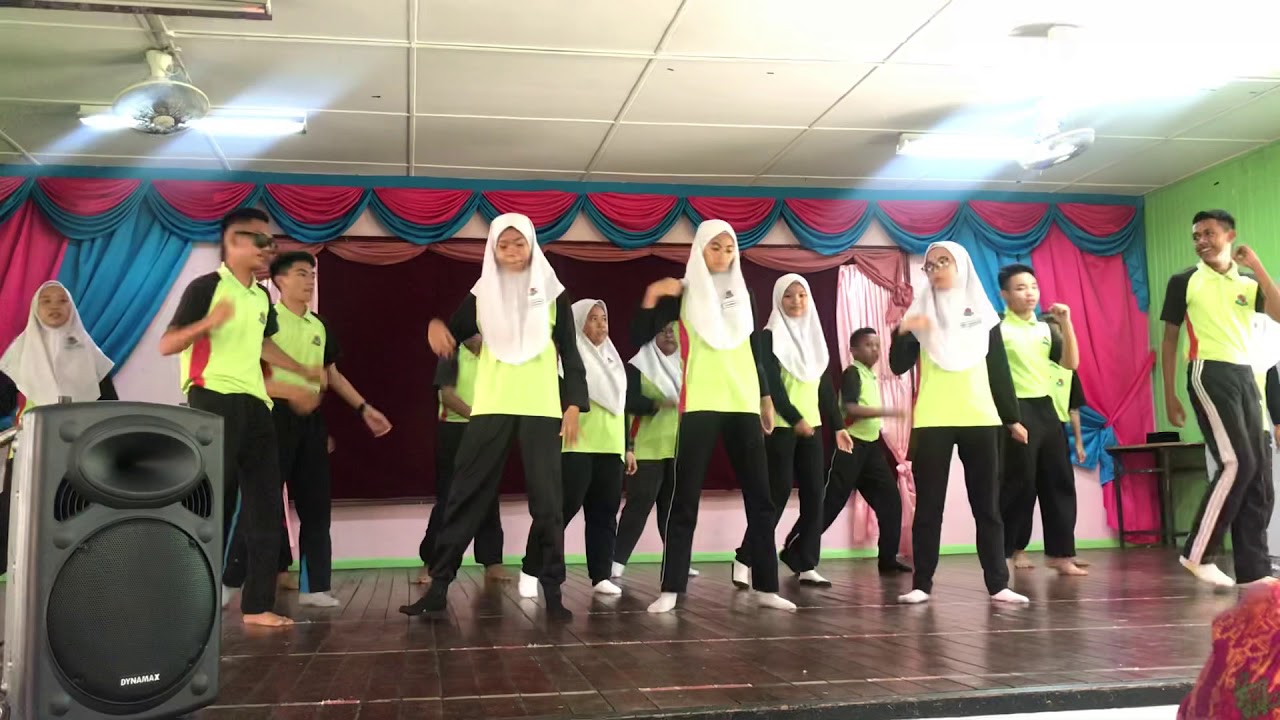 SMK Putatan Senamrobik- 3Hariri 2018