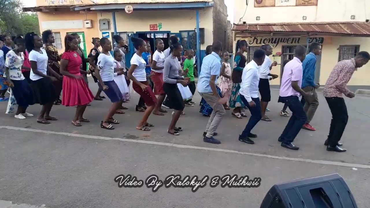 AIC unoa Youth -Wote Central Dcc ministering NYOKA WA SHABA at Unoa market wote town on 29th/10/2023