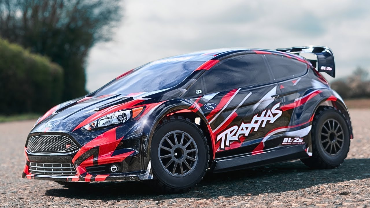 Этот раллийный автомобиль TRAXXAS RC просто потрясающий!