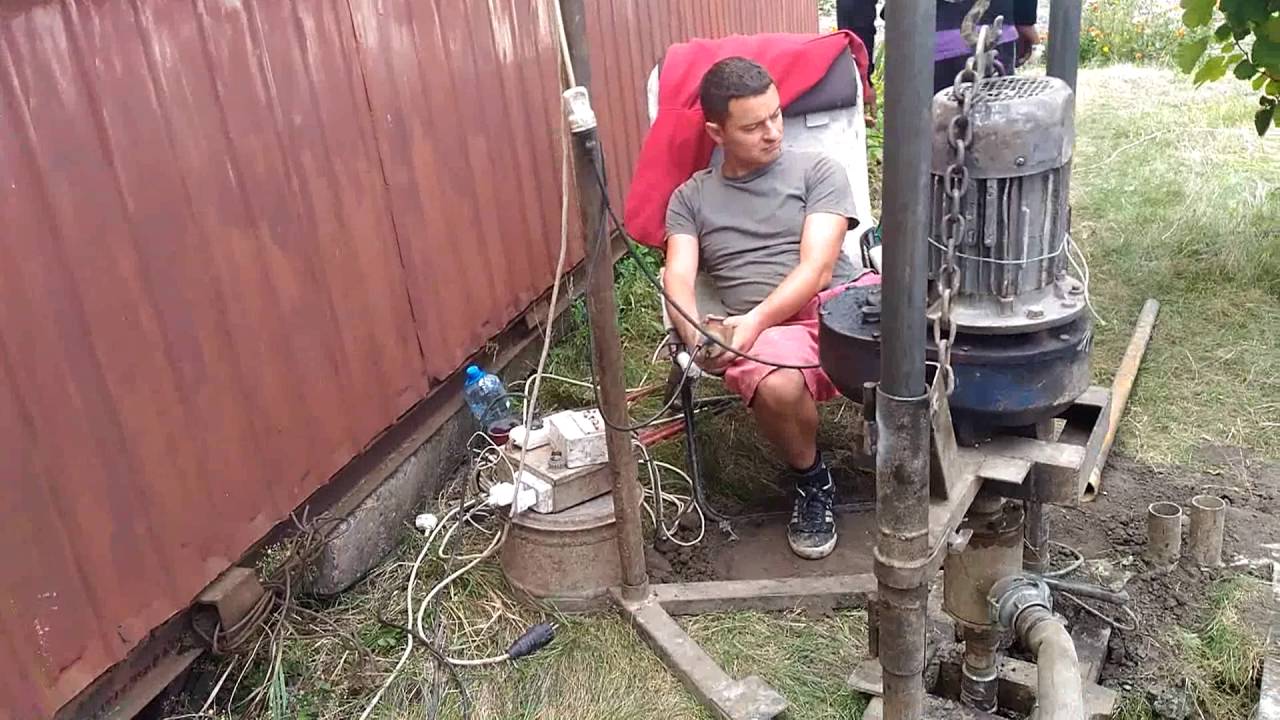 Процес бурения скважины. 50 труба.