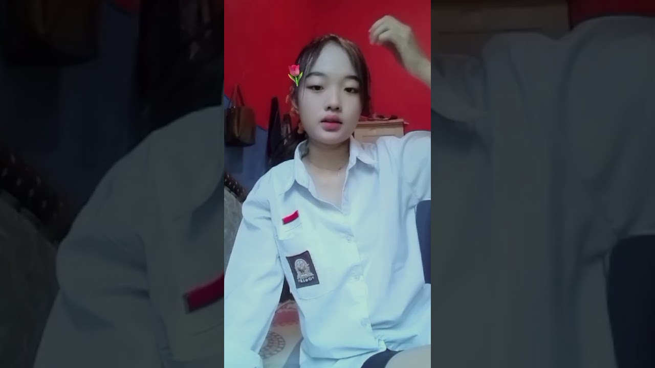 Cewe SMA Live