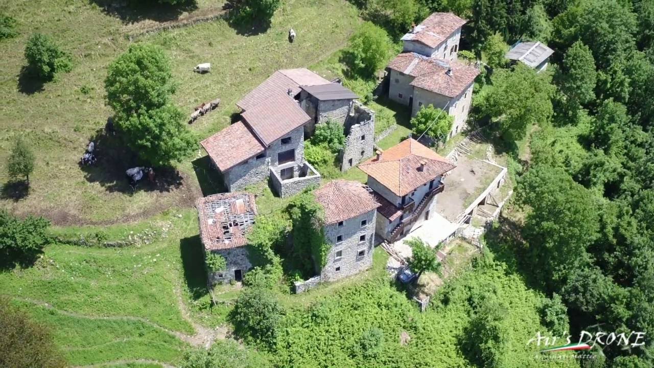 Valle Brembilla (BG) - Loc  Maroncella