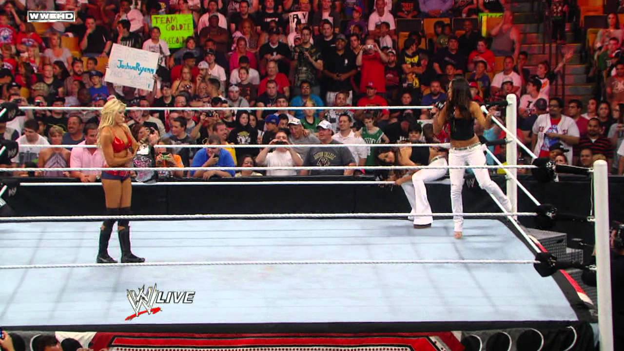 Raw: Келли Келли против Мелины