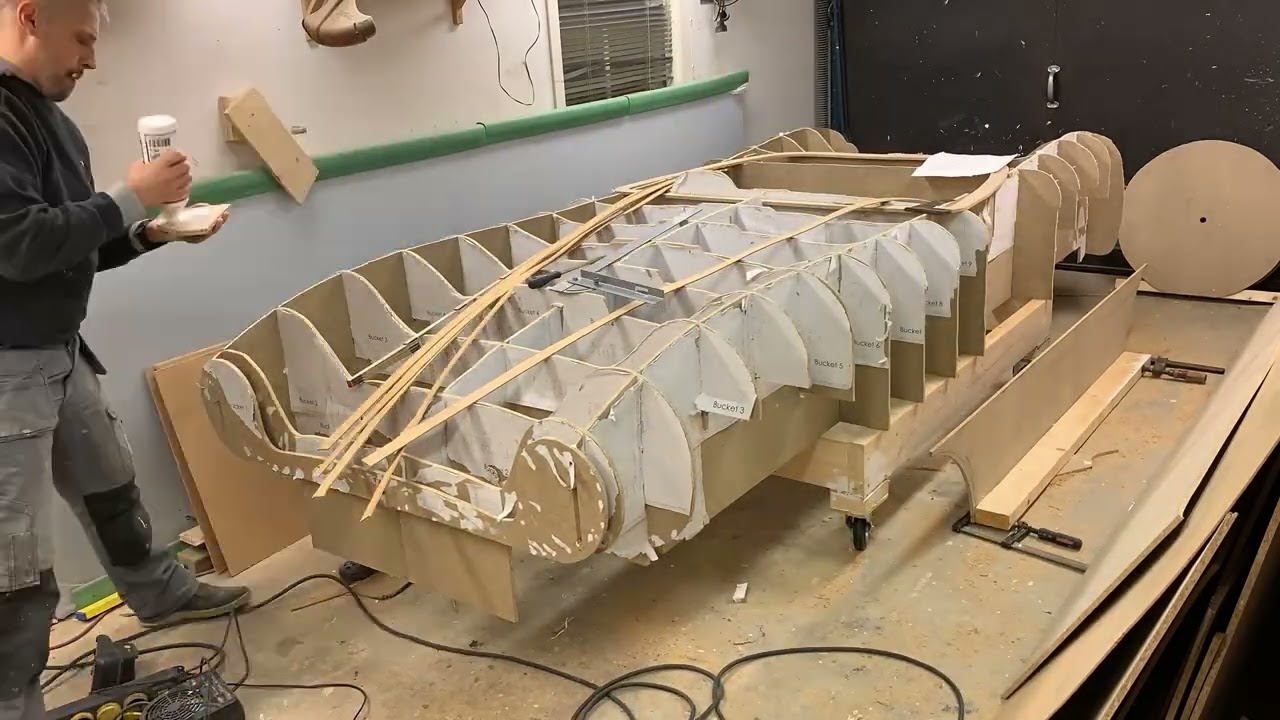 How to make a buck & fiberglass molds