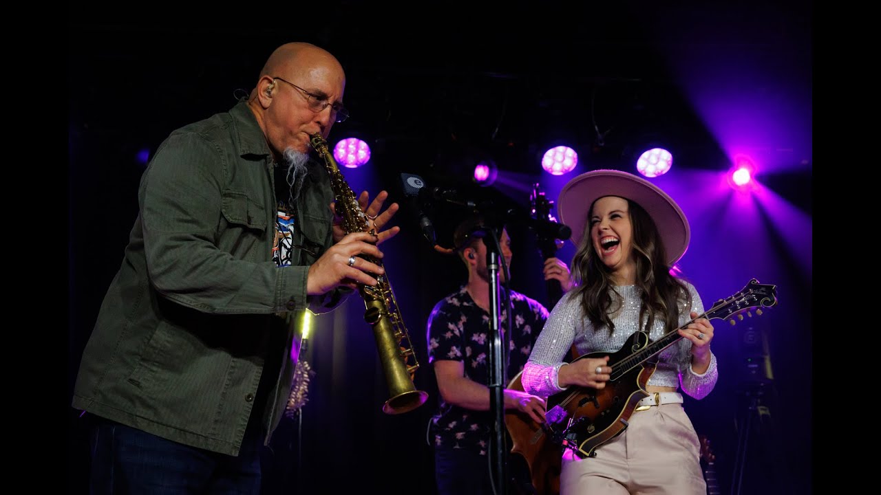Sierra Hull feat. Jeff Coffin - 