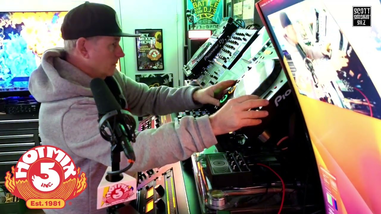 House & Disco from Chicago SCOTT SMOKIN' SILZ
