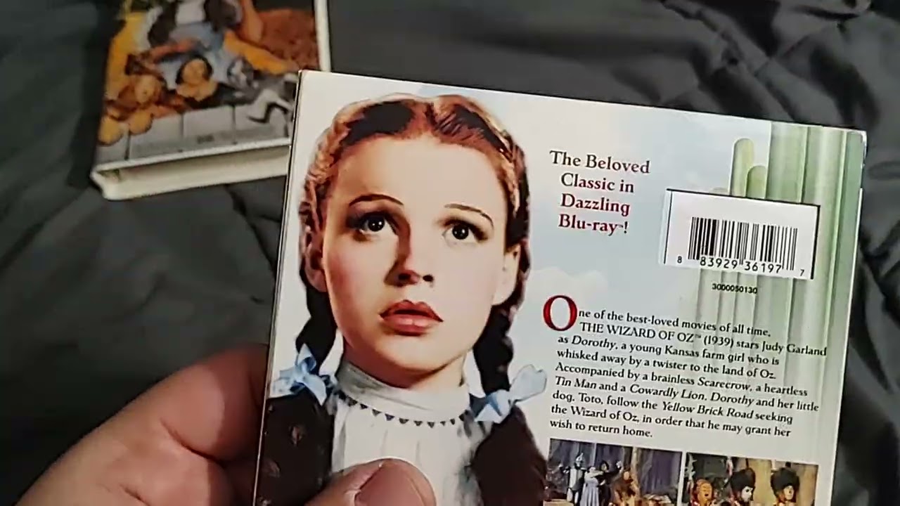 Comparison video #4 The Wizard of Oz (1939) VHS, Blu-ray 