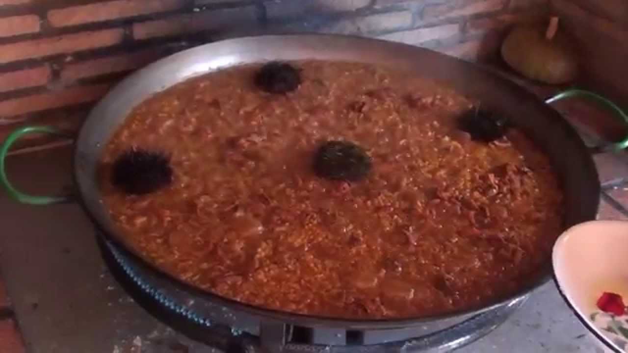 Paella de erizos