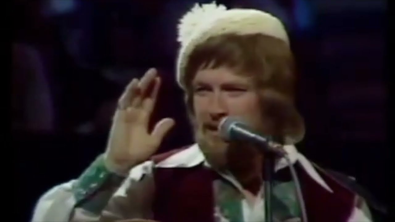 The Irish Rovers - And The Band Played Waltzing Matilda (live TV clip 1977)