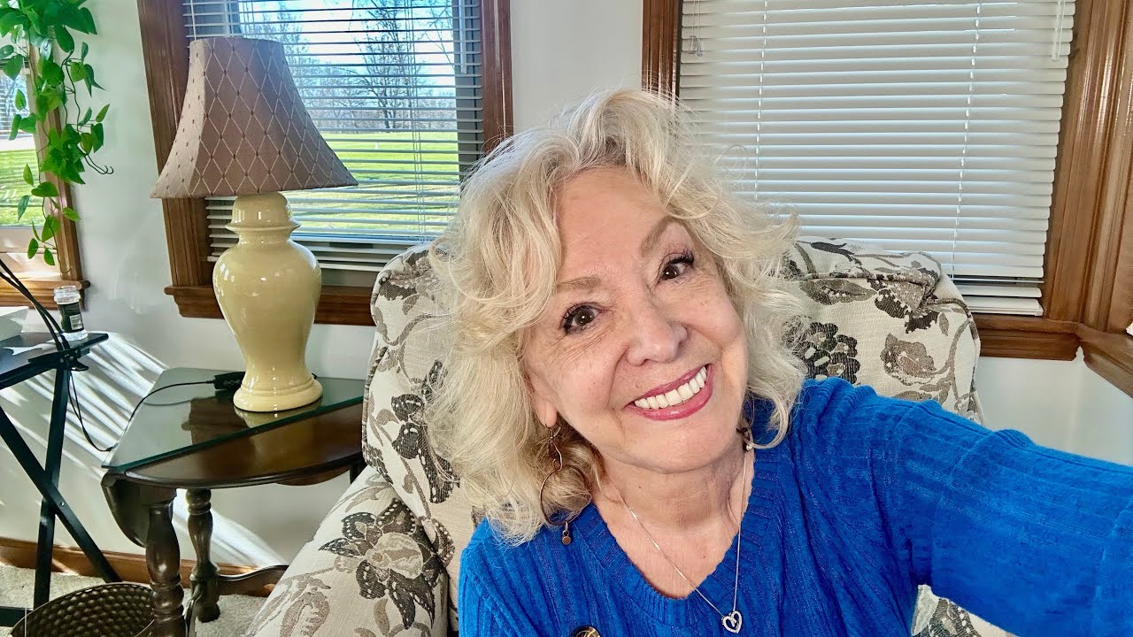 Chit Chat and an app I love for your Cell phone!! 💕
