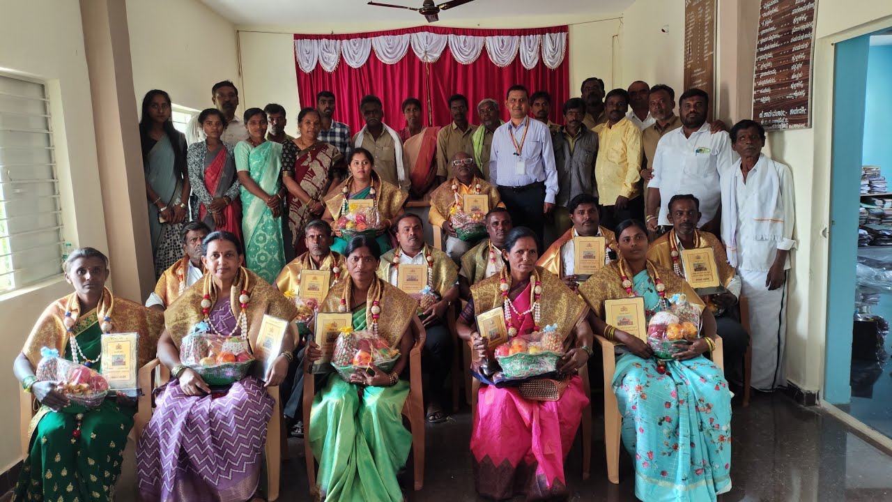ಬಂಗಾರಪೇಟೆ :ಗುಲ್ಲಹಳ್ಳಿ ಗ್ರಾಮ ಪಂ ಅಧ್ಯಕ್ಷರು ಮತ್ತು ಸದಸ್ಯರ ಬೀಳ್ಕೊಡುಗೆ ಸಮಾರಂಭ ಕಾರ್ಯಕ್ರಮ
