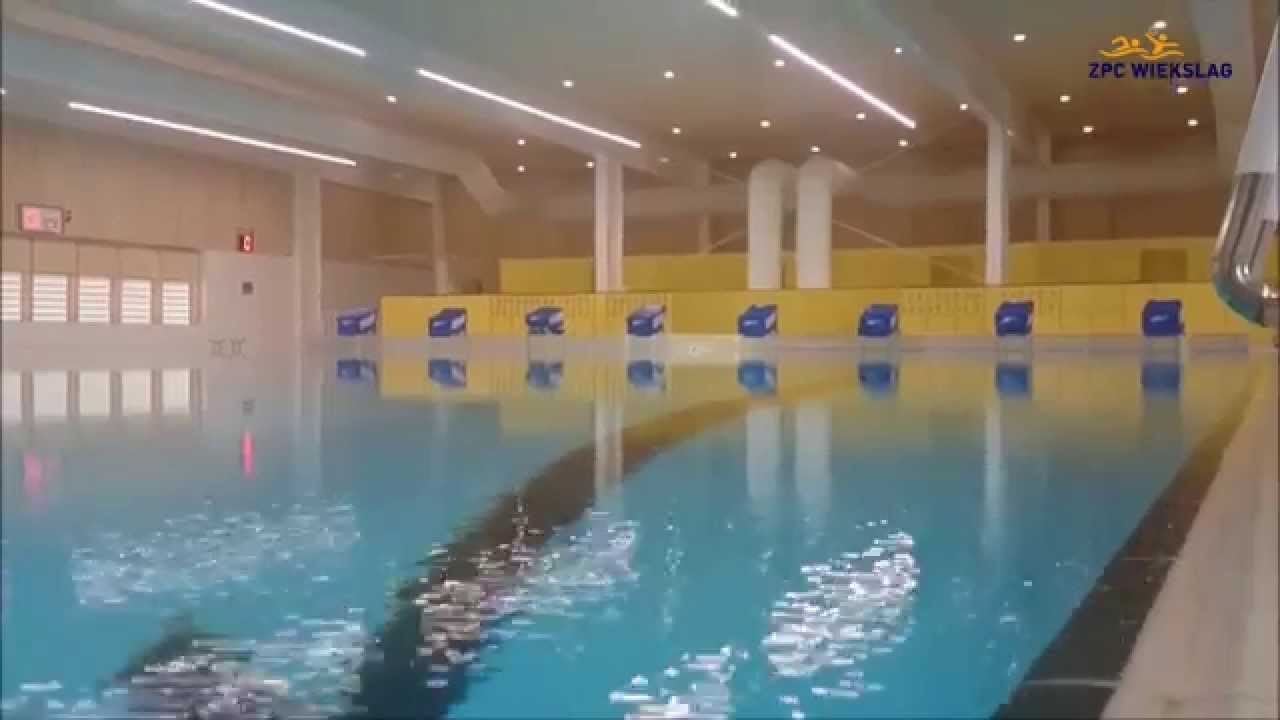 Eerste duik nieuwe zwembad Sportcentrum Blokweer
