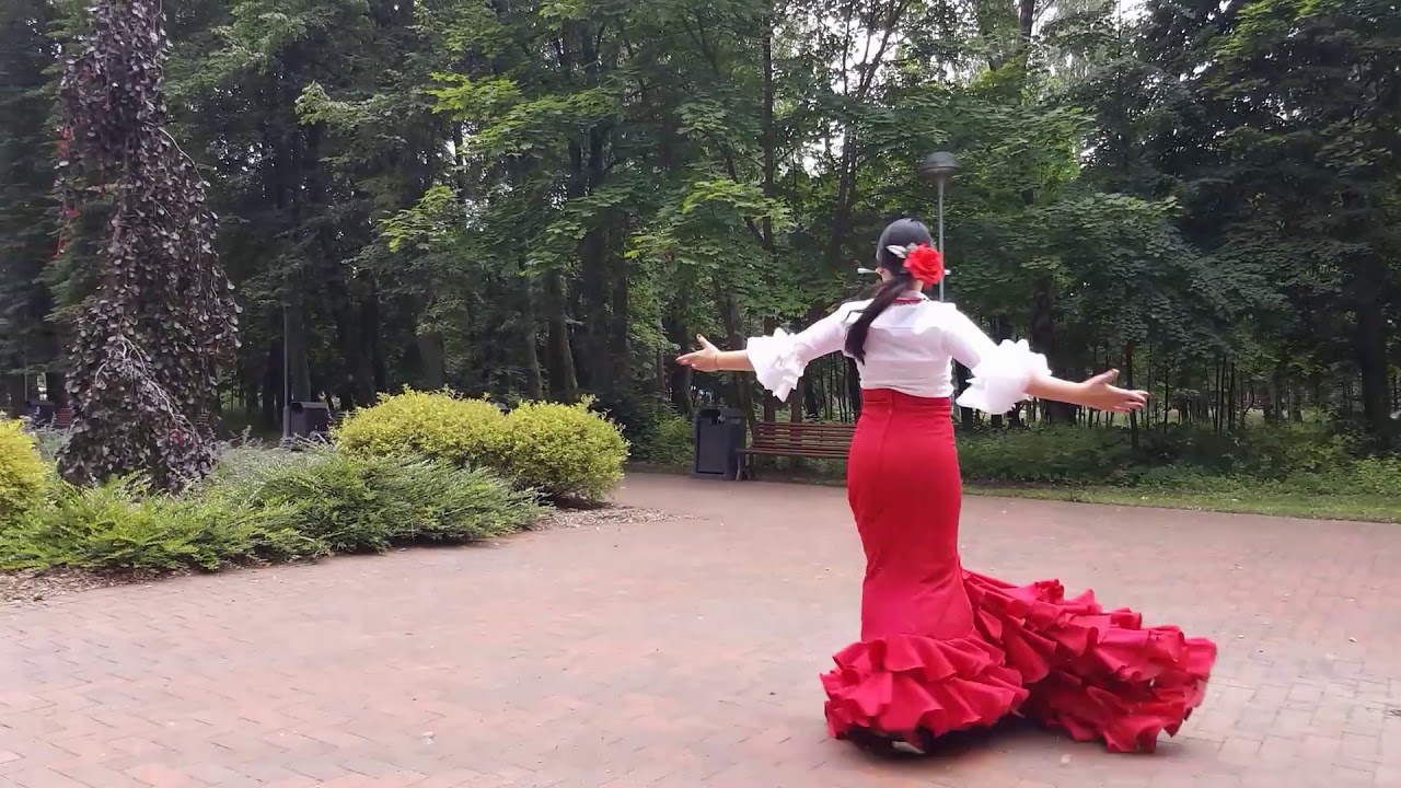 Orobroy - Bata de Cola #flamenco #flamenkoritmu #orobroy #dorantes #batadecola #rosalinda
