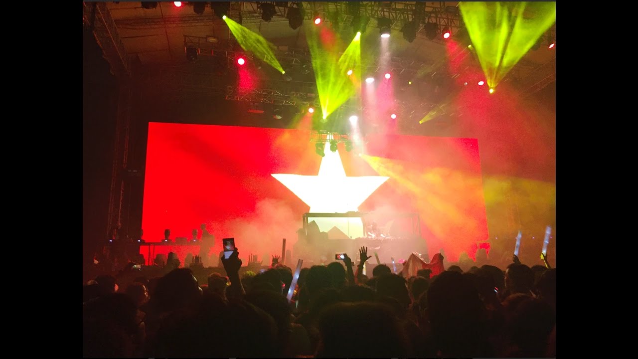 Martin Garrix in Viet Nam