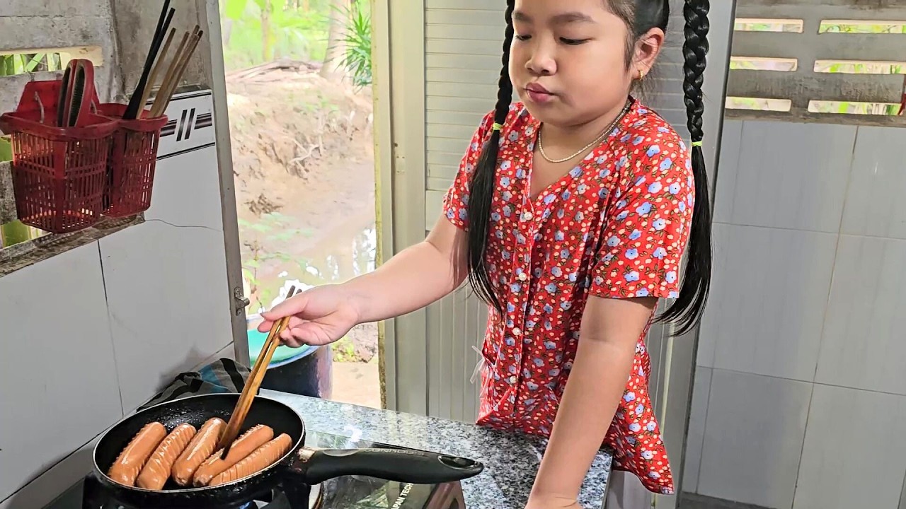 🌭 Muội chiên xúc xích cho 2 anh em 💖 Xí Mụi Food 1207