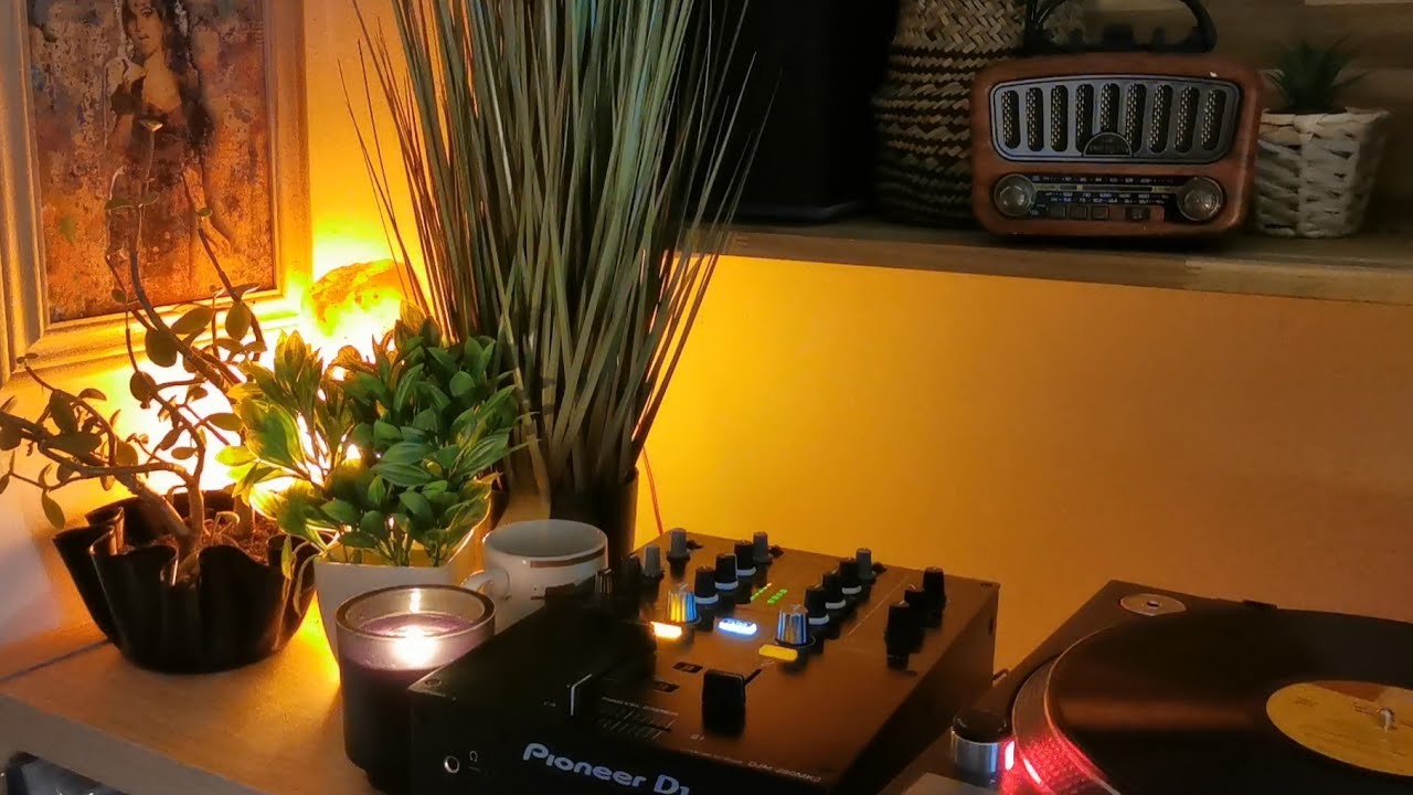 Low Light Soul Session Vol. 1 | Inspired by Motown, in the style of Marvin Gaye & Barry White