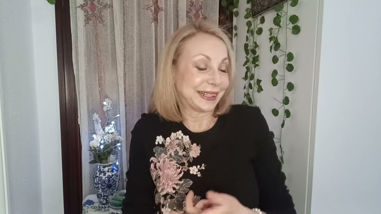 Nuevo serum de pestañas y mis bases de maquillaje favoritas💄😊