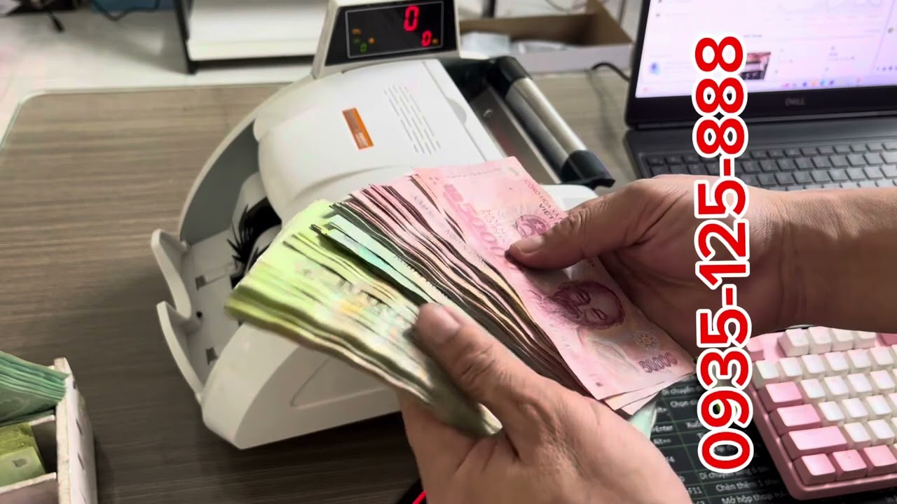 Top Máy Đếm Tiền Cao Cấp: Tích Hợp Kiểm Giả & Đếm Tổng Tiền Đa Mệnh Giá Từ 10K đến 500K 