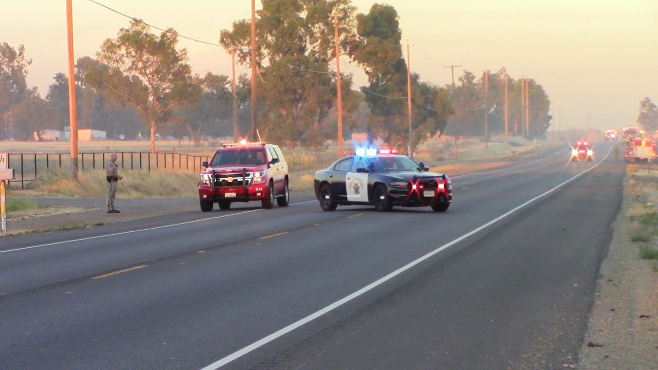Emergency Vehicles Responding Compilation Part #31 - Fire Trucks, Ambulances, Police Cars & More!