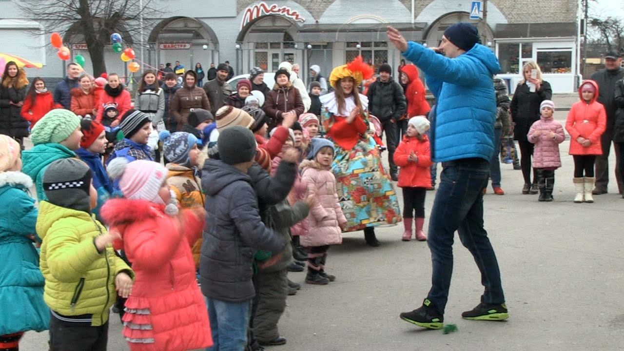 У Коростишеві місцевий реп-виконавець Krys-Mc «прокачав» дітей піснею про рідне місто-Житомир.info