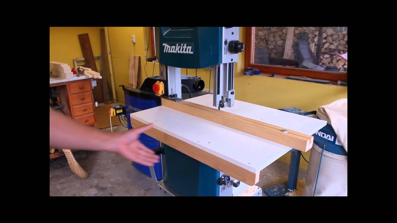 Szalagfűrészgéphez tolóasztal Makita LB1200F Bandsaw