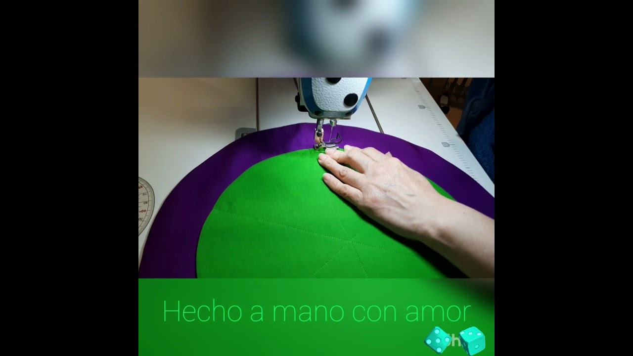 JUEGO DE ROL : SACO Y BANDEJA PARA TIRAR DADOS.