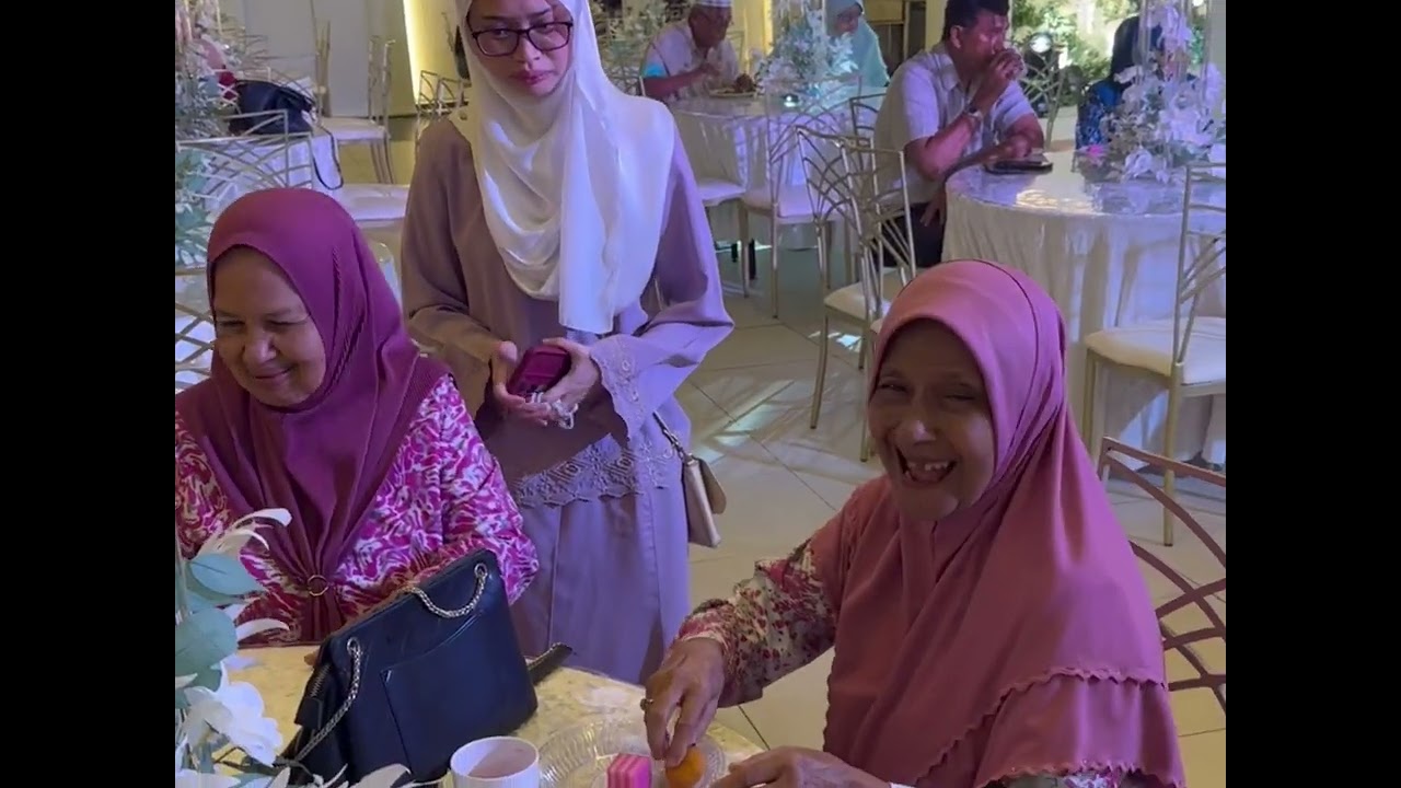 Royale Avenue Seremban - My Cousin big day