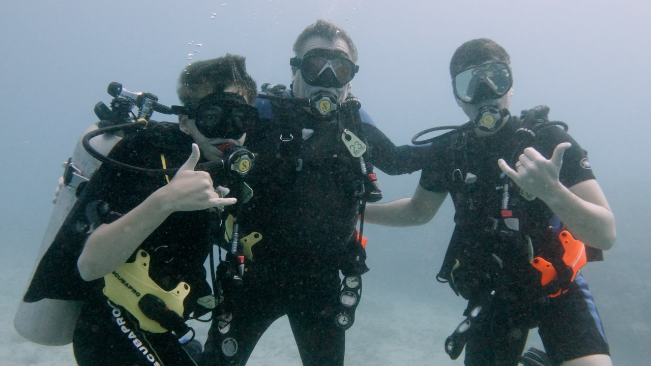 Diving in Hawaii with Papa