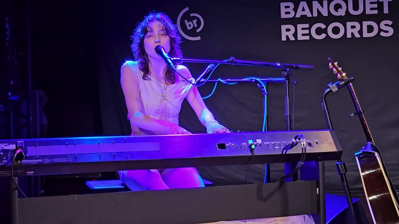 Birdy - I Wish I Was A Shooting Star (Live At Pryzm Kingston 13th September 2023)
