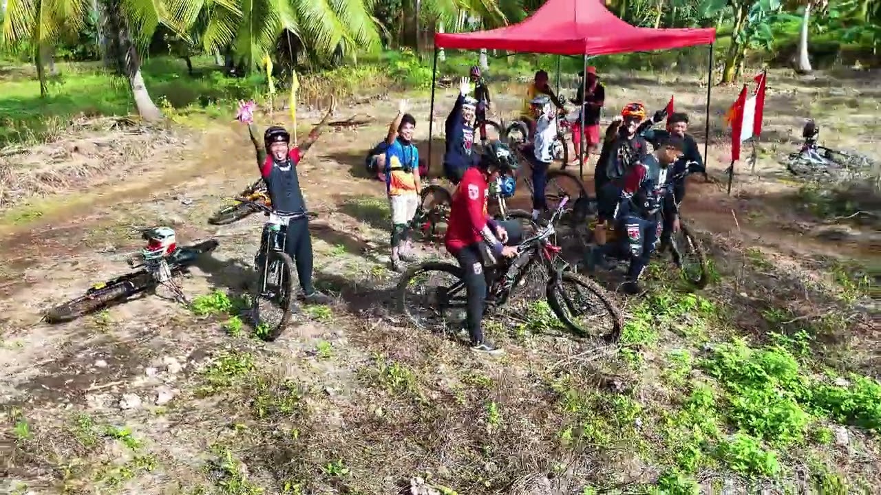 DOWNHILL 14