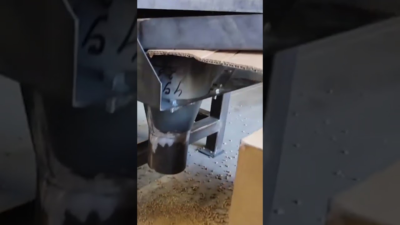 Test przesiewania pelletu na stole wibracyjnym / kalibratorze wibracyjnym SW-1
