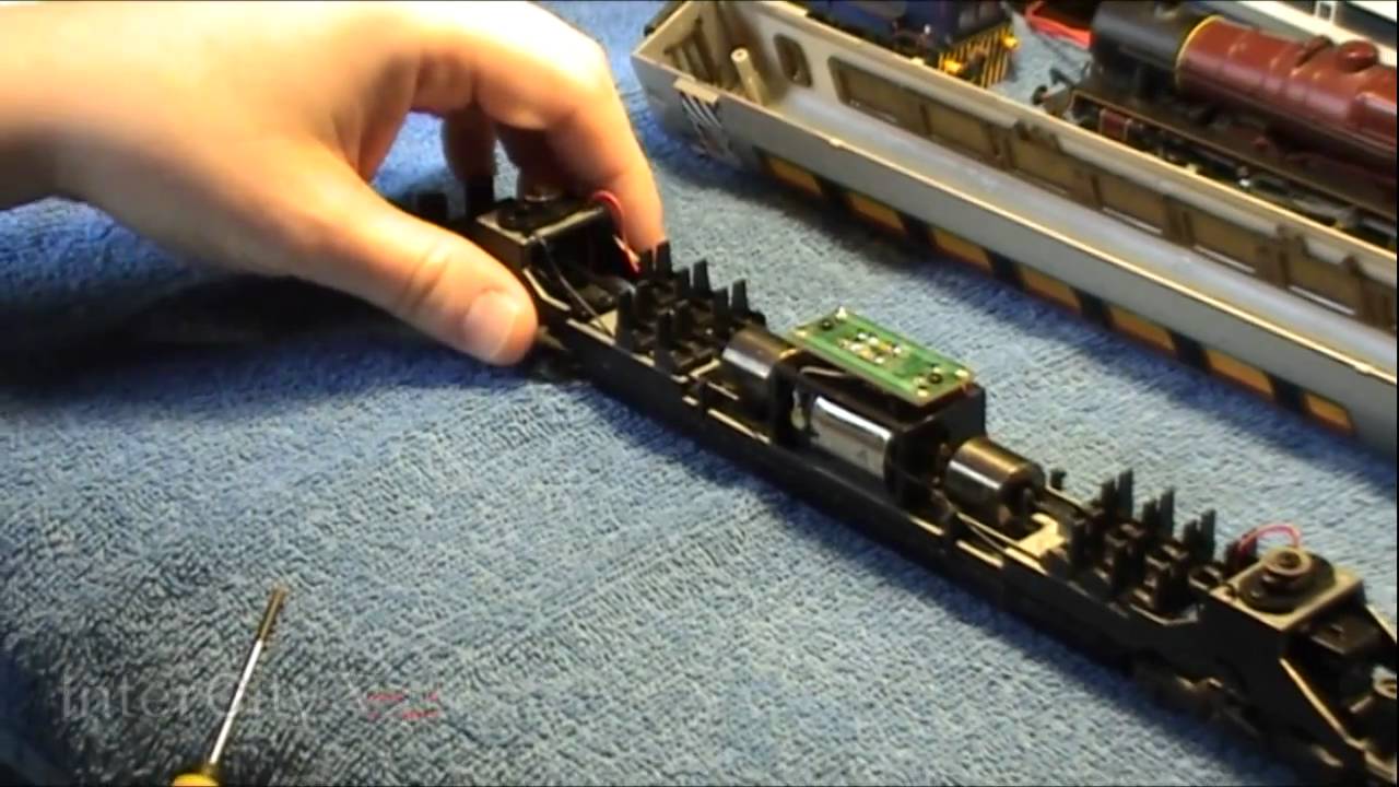 The Class 221 Virgin Super Voyager by Bachmann (Part 3)