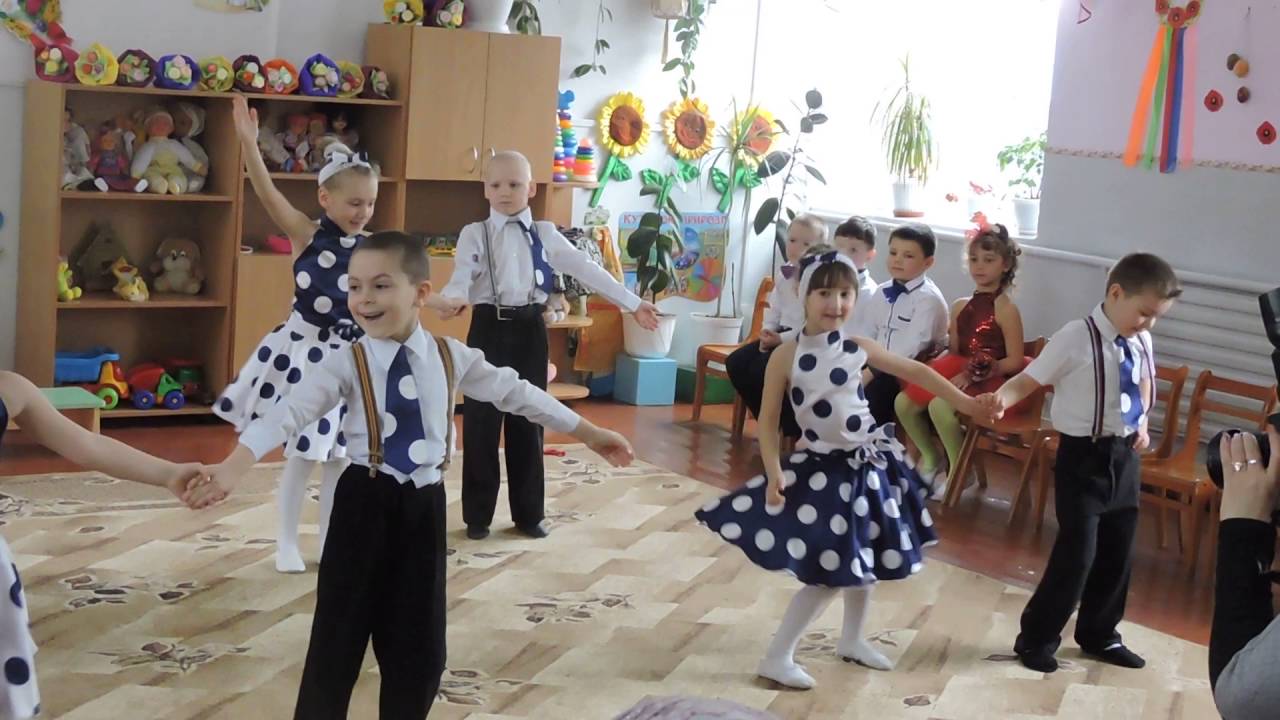 А ручки  хлоп, хлоп, хлоп..