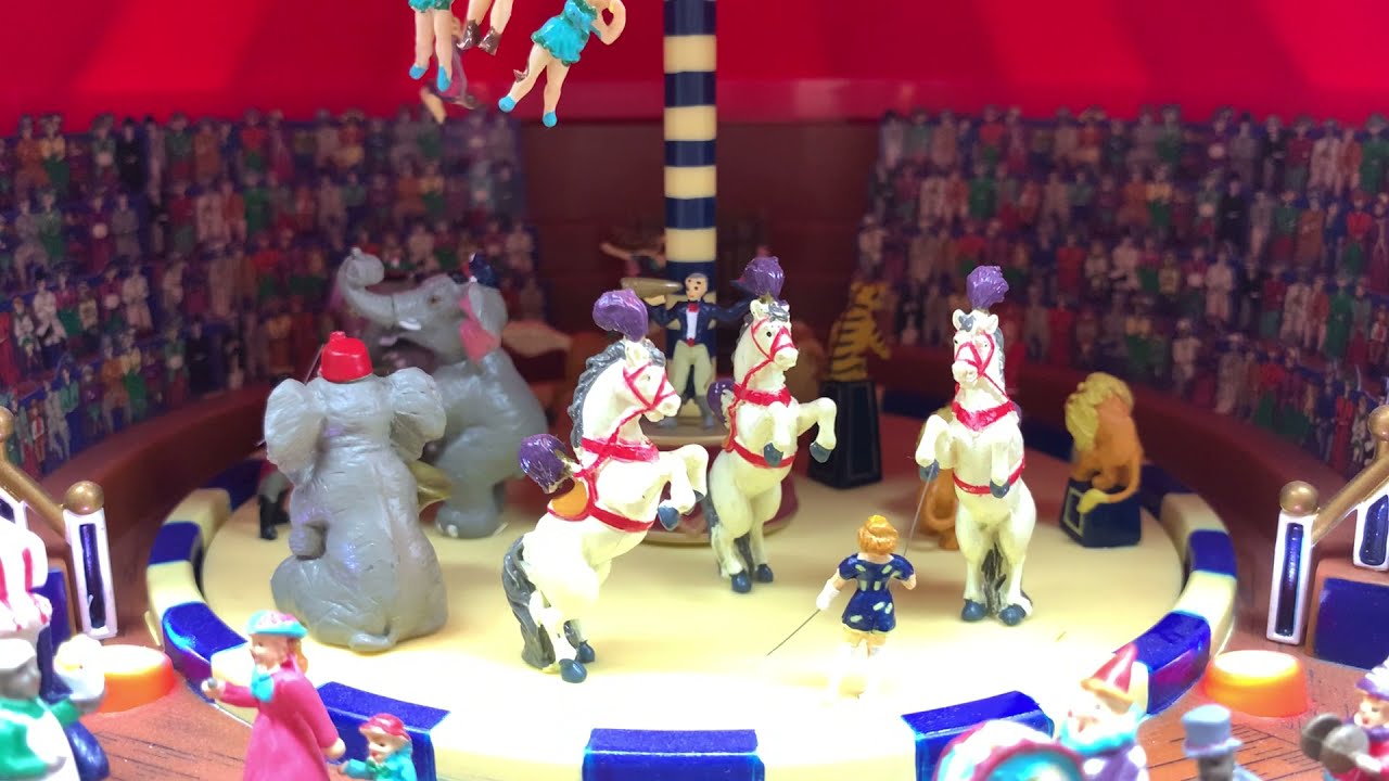 Mr  Christmas Circus