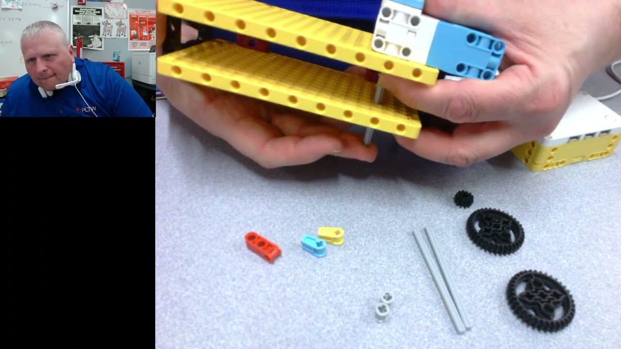 Spike Mechanisms - Gear Train with Idler