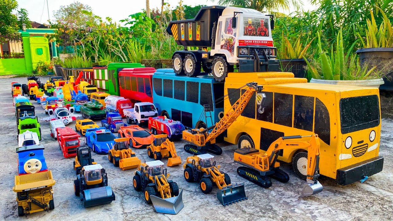 WADIDAW !! Mobil Truk Tronton Panjang Bongkar Mainan Mobil Mobilan Truk Molen, Truk Mixer, Excavator